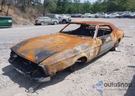 1973 Ford Mustang Mach-E z USA, uszkodzony, nr VIN 3F01F14TT90